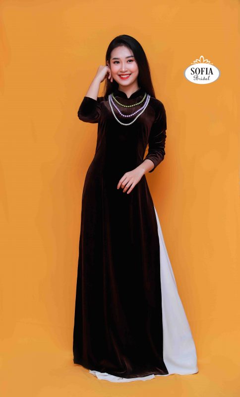Áo dài quý bà vừa đẹp vừa sang
