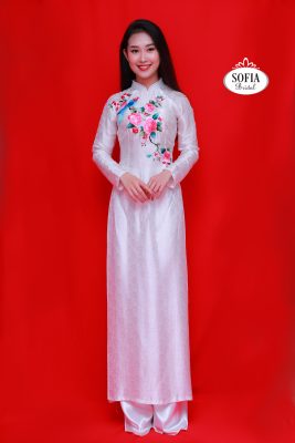 Địa chỉ bán áo dài cô dâu được các bạn trẻ yêu thích nhất - Phong Cách Hiện Đại, Trẻ trung - Xu hướng mới. Thương hiệu SOFIA BRIDAL– 0936343596