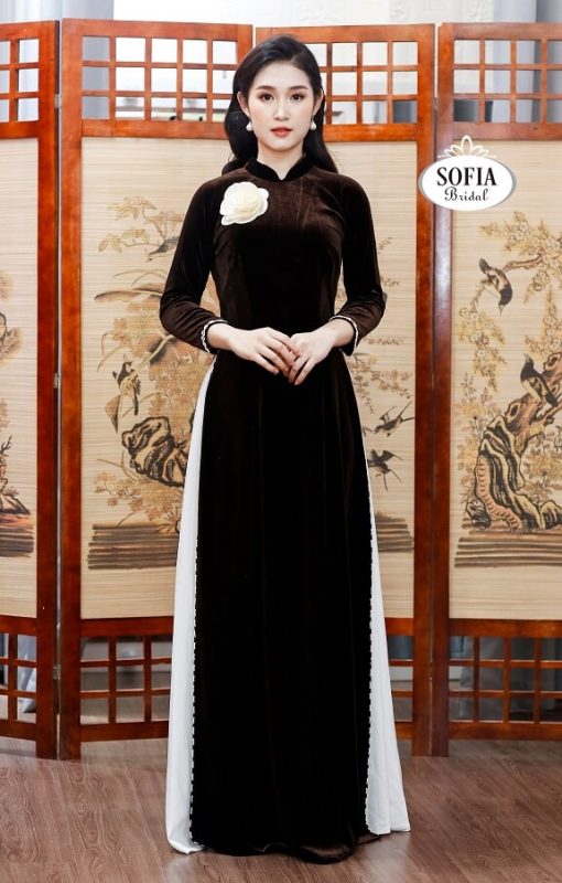 Áo dài Sofia Bridal Phong cách hiện đại sang trọng.