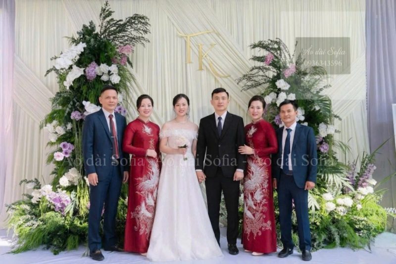 Áo dài cho mẹ sang quý phái