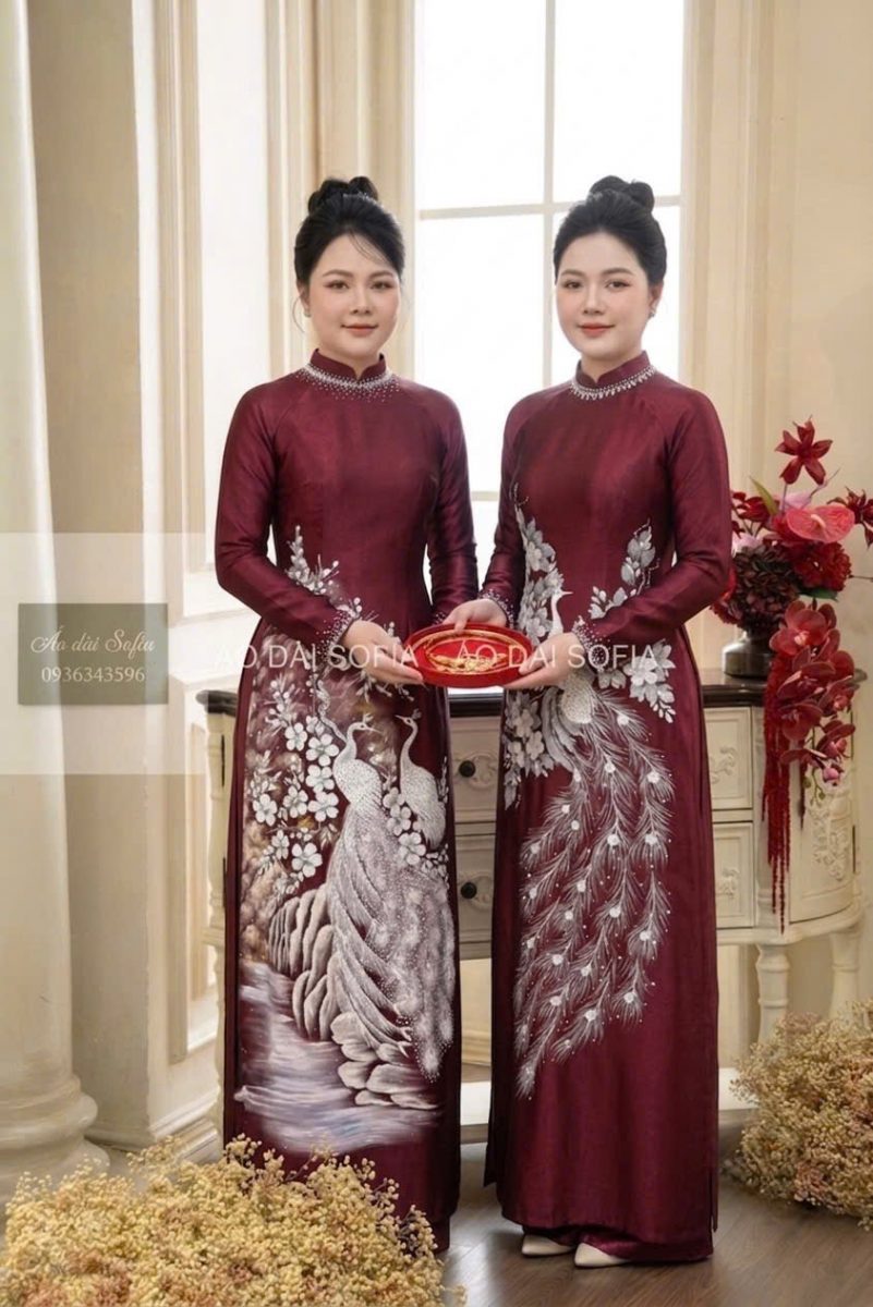 2.Top Mẫu Áo Dài Mẹ Sang Trọng Nhất 2026