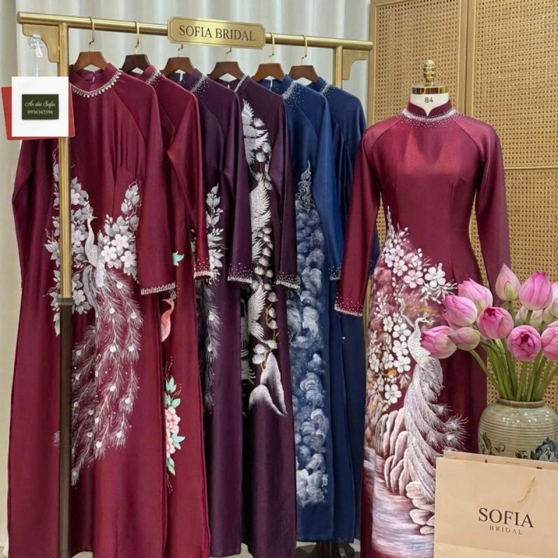 Những mẫu áo dài mẹ sang trọng nhất 2026